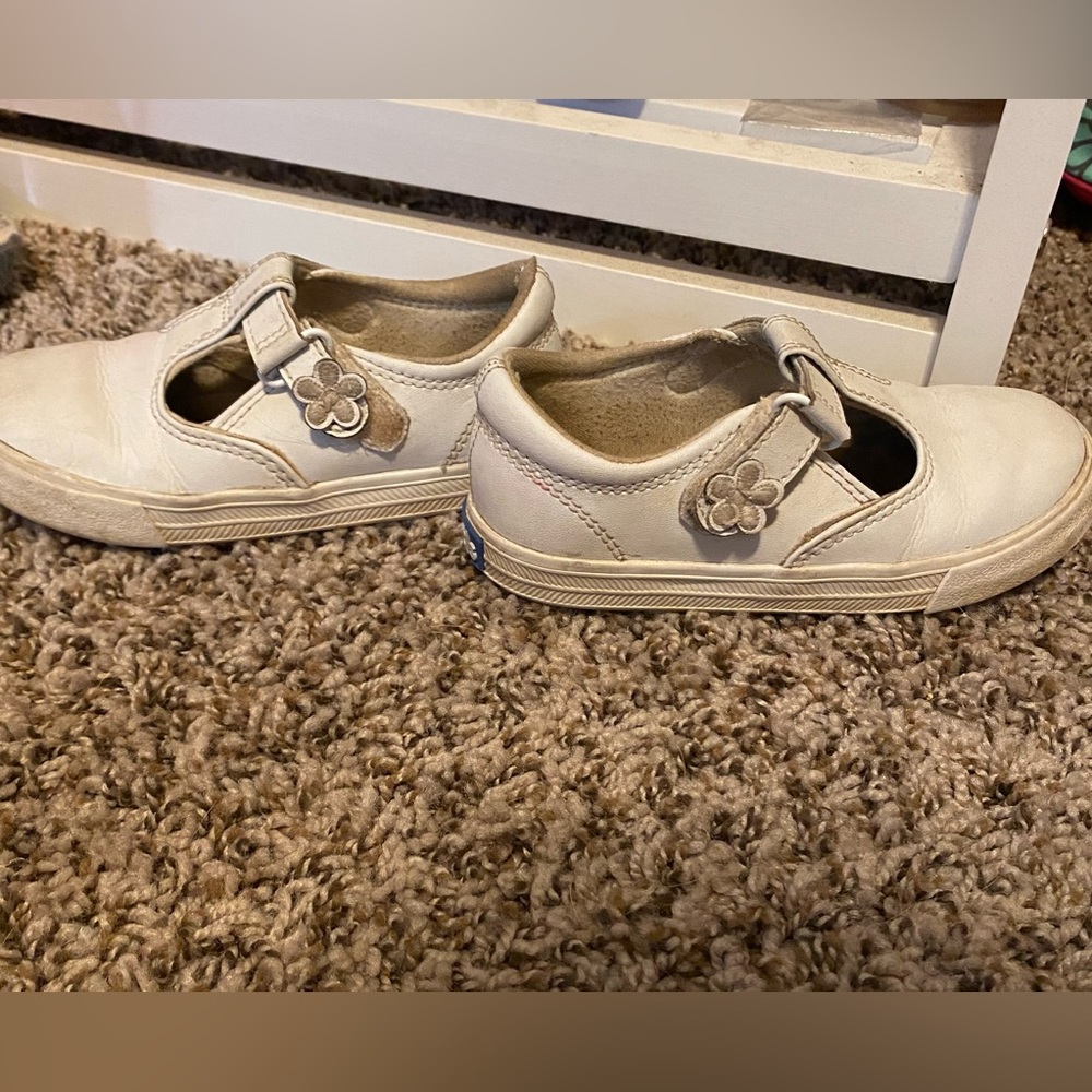 Girls keds
